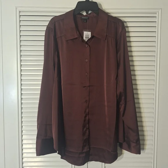 NWT Torrid Madison Satin Button-Up Long Sleeve Shirt Size 1X 14-16 - Picture 5 of 9